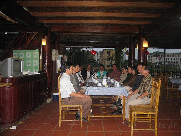 Hop Ban LL KMH H tai Nha hang Xanh.JPG